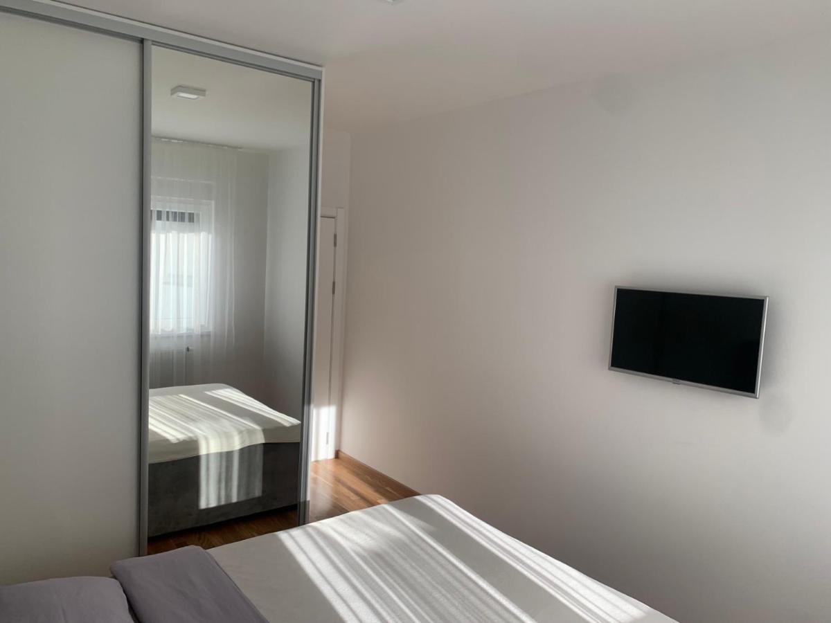 Apartman Luan Banja Luka Buitenkant foto